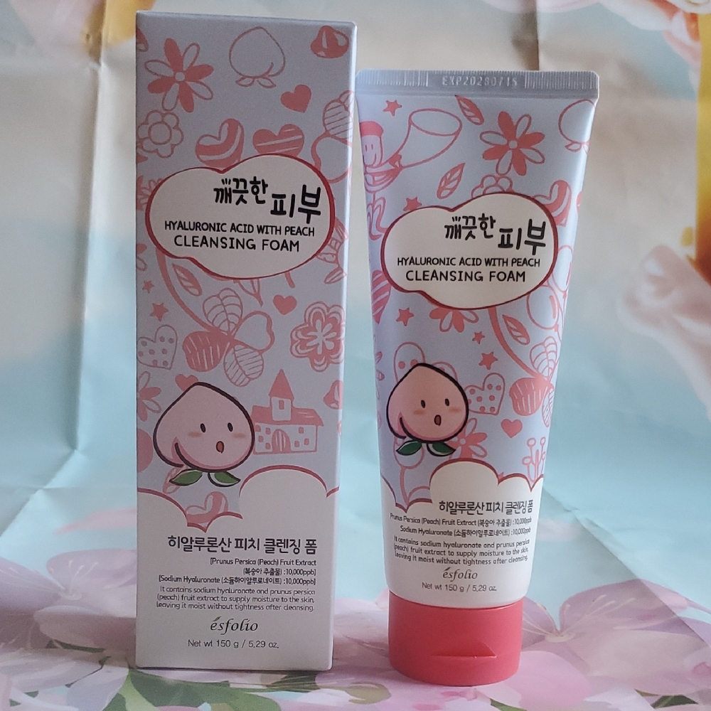 Esfolio Hyaluronic Acid Cleansing Foam/With Peach